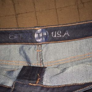 Th-1985 Denim skirt (size large)